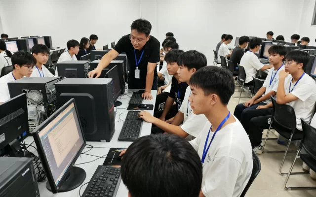混班和固定班上课哪个好，遵义电脑培训学校怎么选